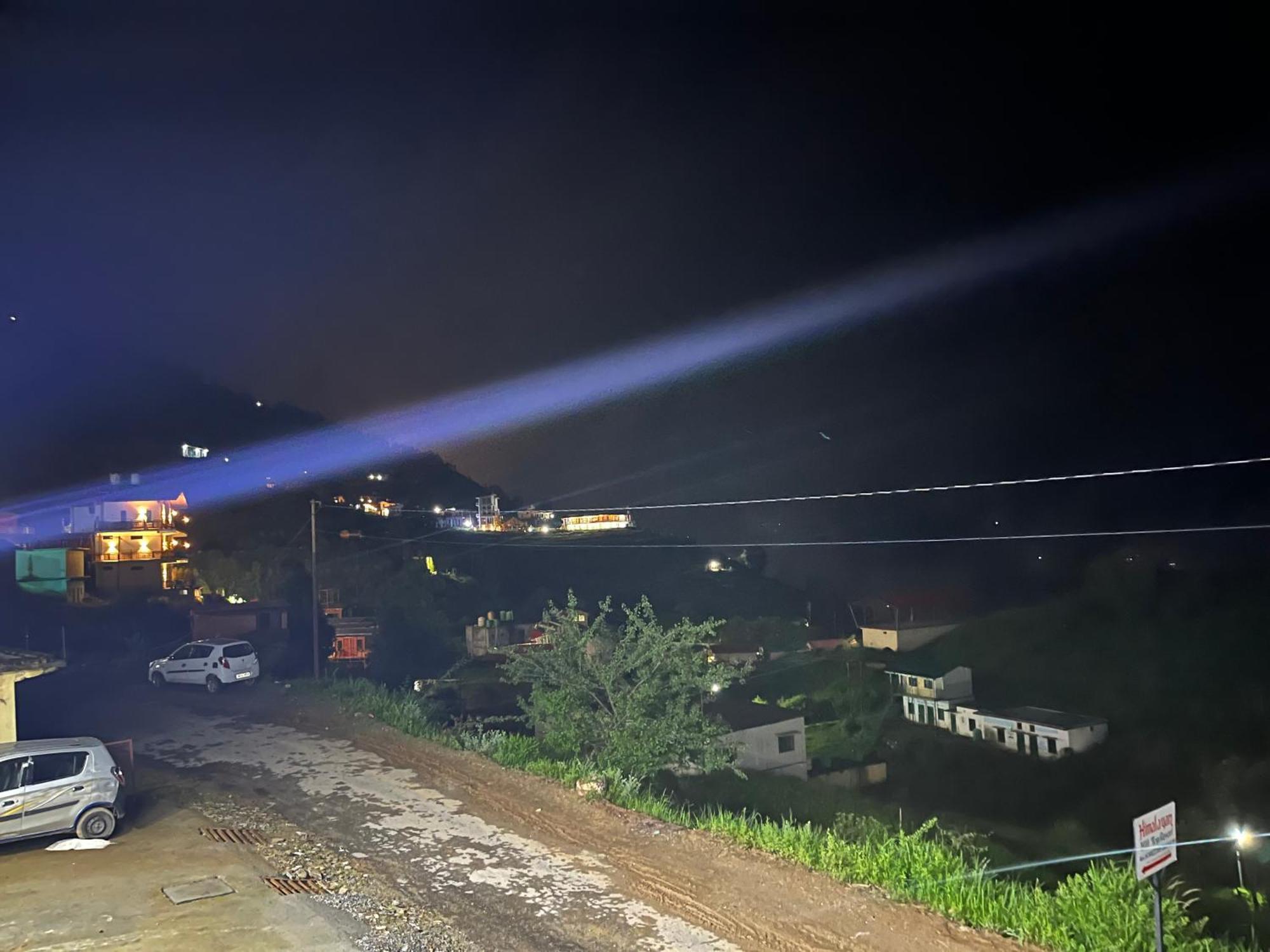 Himalayan Hill Top Resort Kanatal Exteriér fotografie